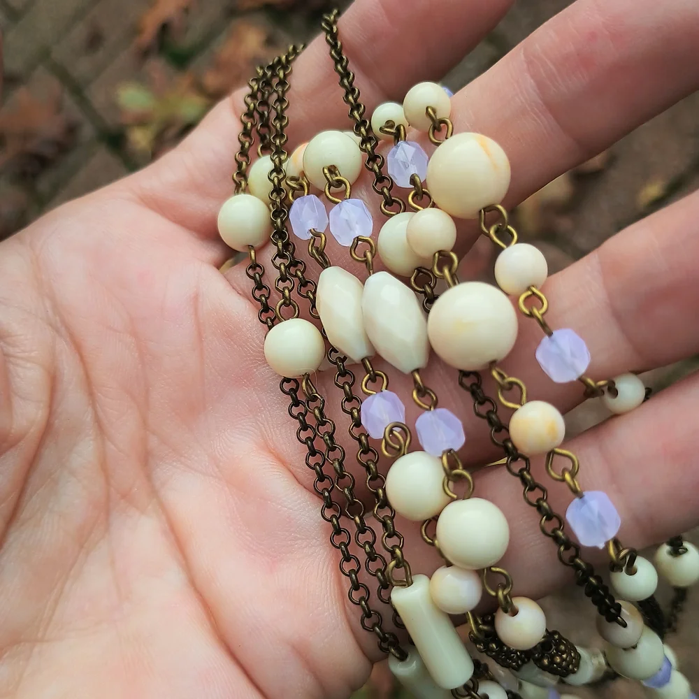 Gorgeous, art deco style, opera length, celluloid, lucite rope necklace, deco